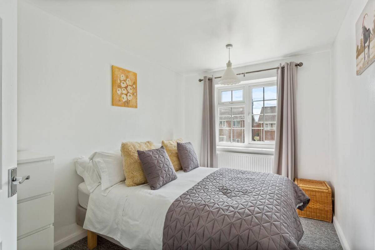 Bright & Spacious With Garden & Parking Nottingham Luaran gambar